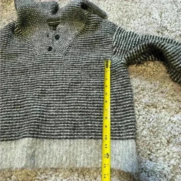 Banana republic oversized woman’s sweater large - Picture 8 of 10